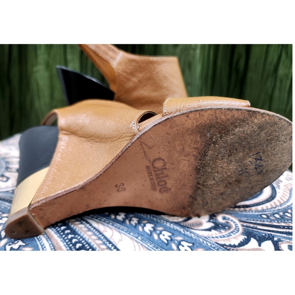 Chloe Tan Pebbled Leather Gold Accent Wedge Sandals Slingback Peep Toe Size 36 - Picture 6 of 7